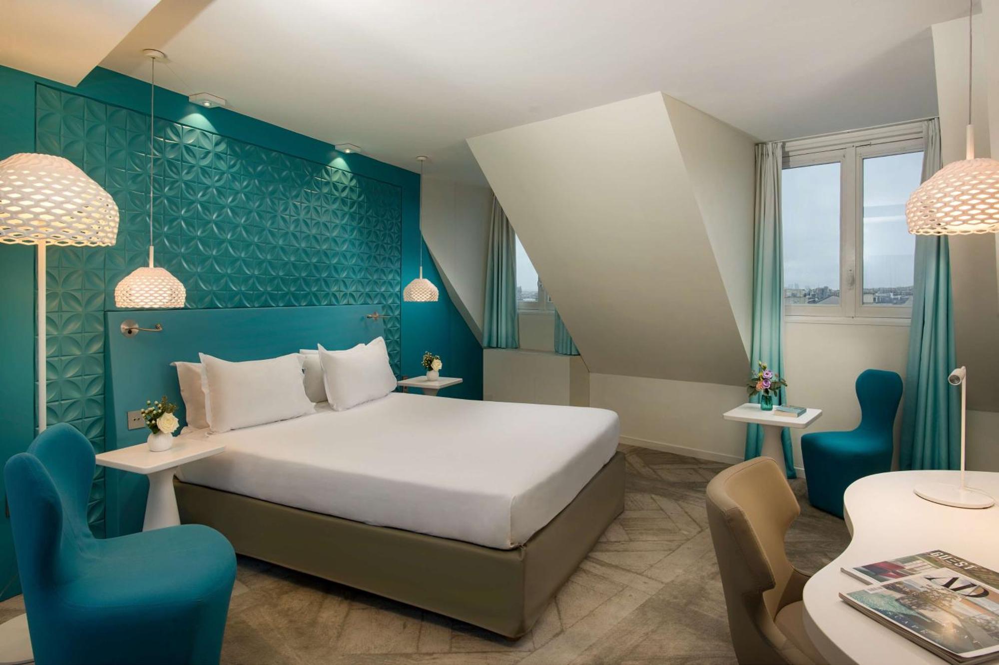 Gare De L'est, An Ihg 4* Paris