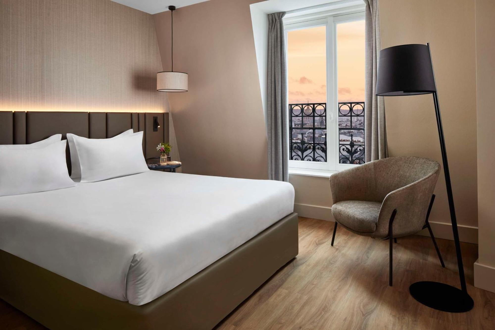 Gare De L'est, An Ihg Hotel Paris