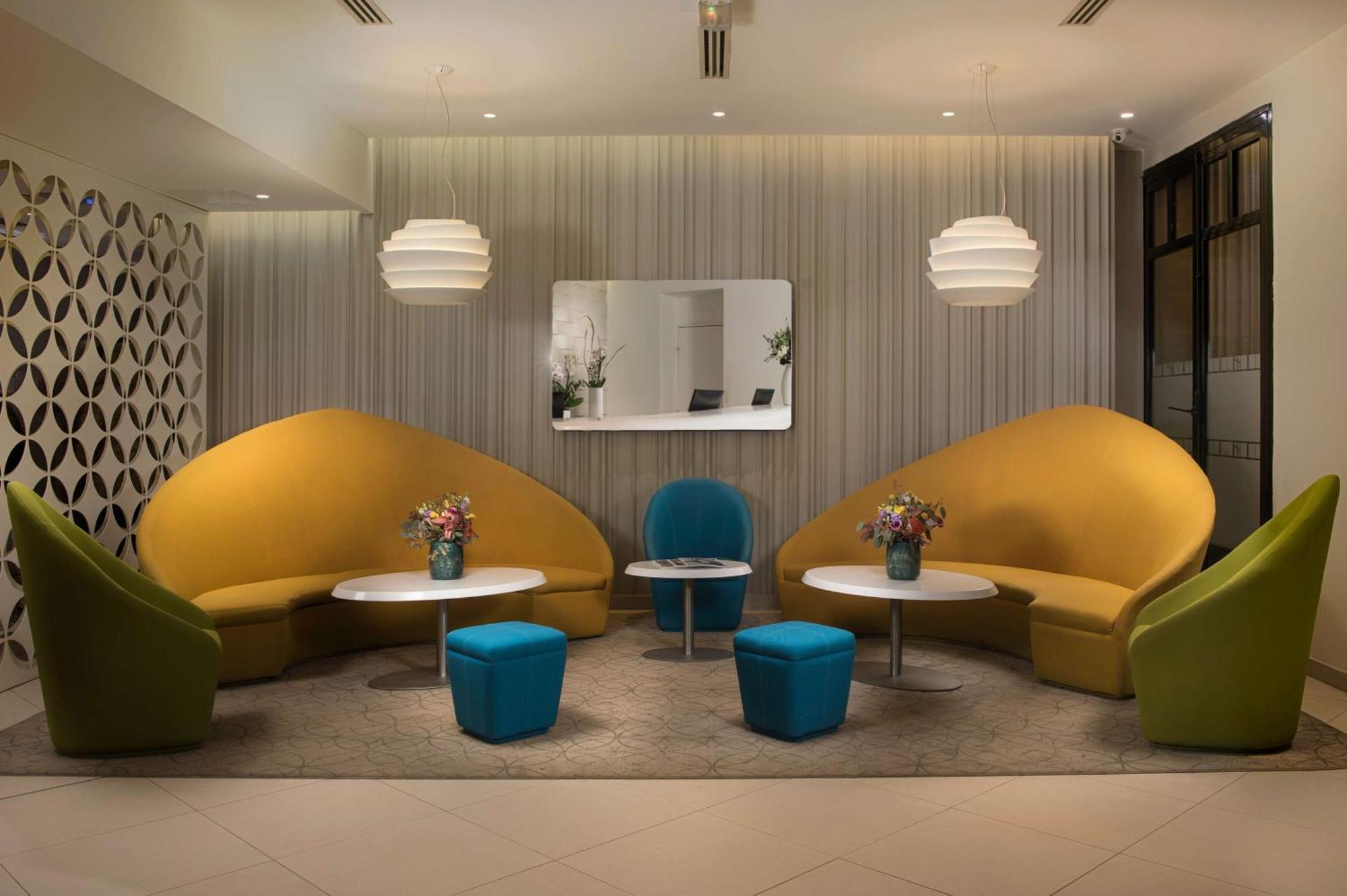 Hotel Gare De L'est, An Ihg 4*